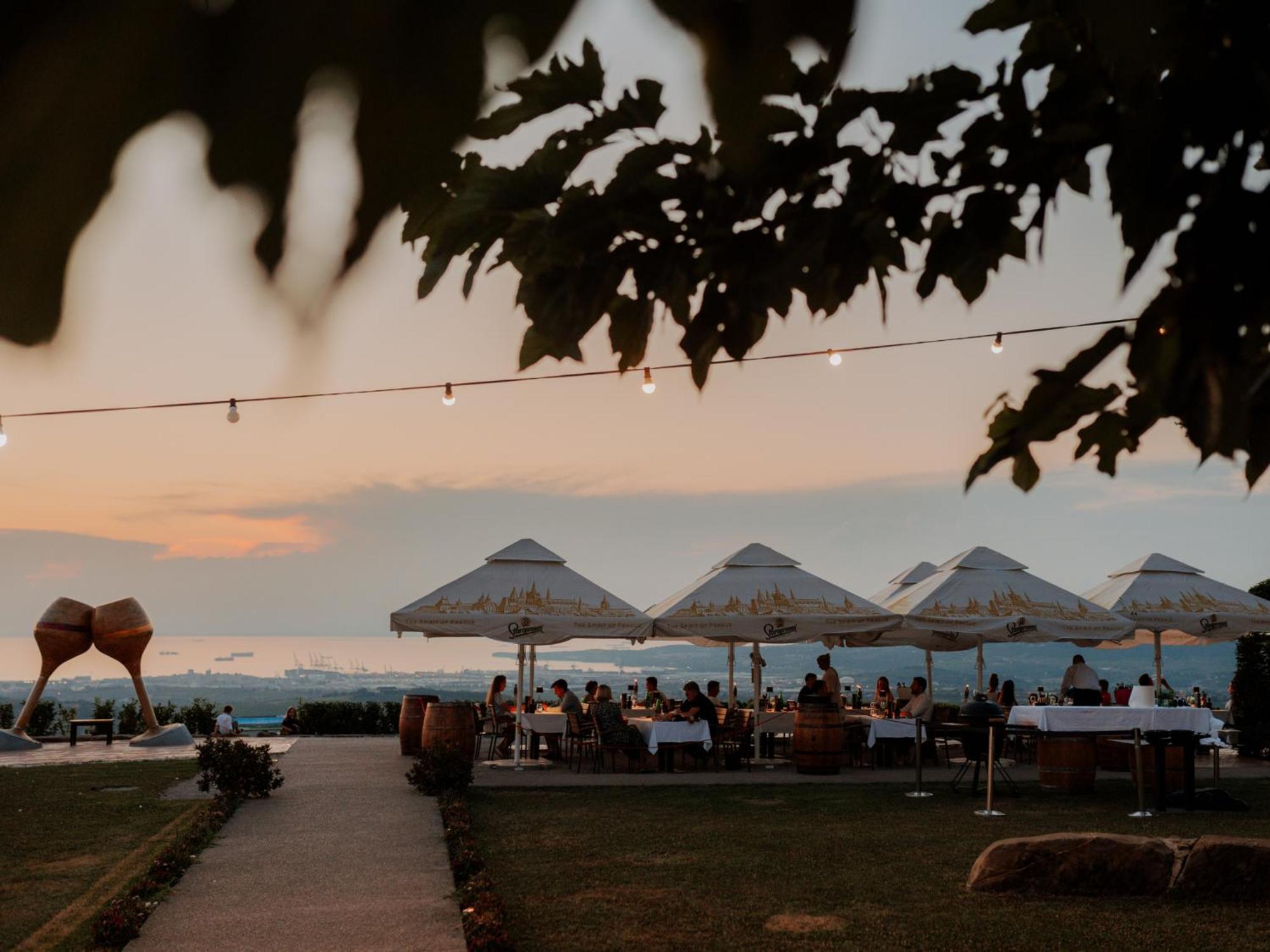 Wine Paradise - Glamping Resort 마레지게 외부 사진